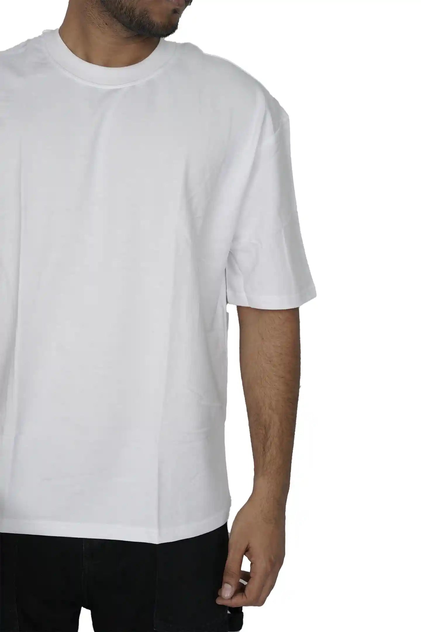 Kapda Kulture white plain oversized t shirt for men India front close-up