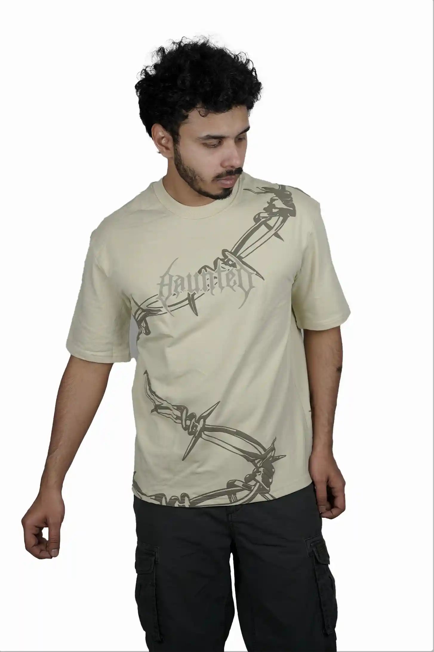 Kapda Kulture beige oversized t shirt puff print streetwear side profile look