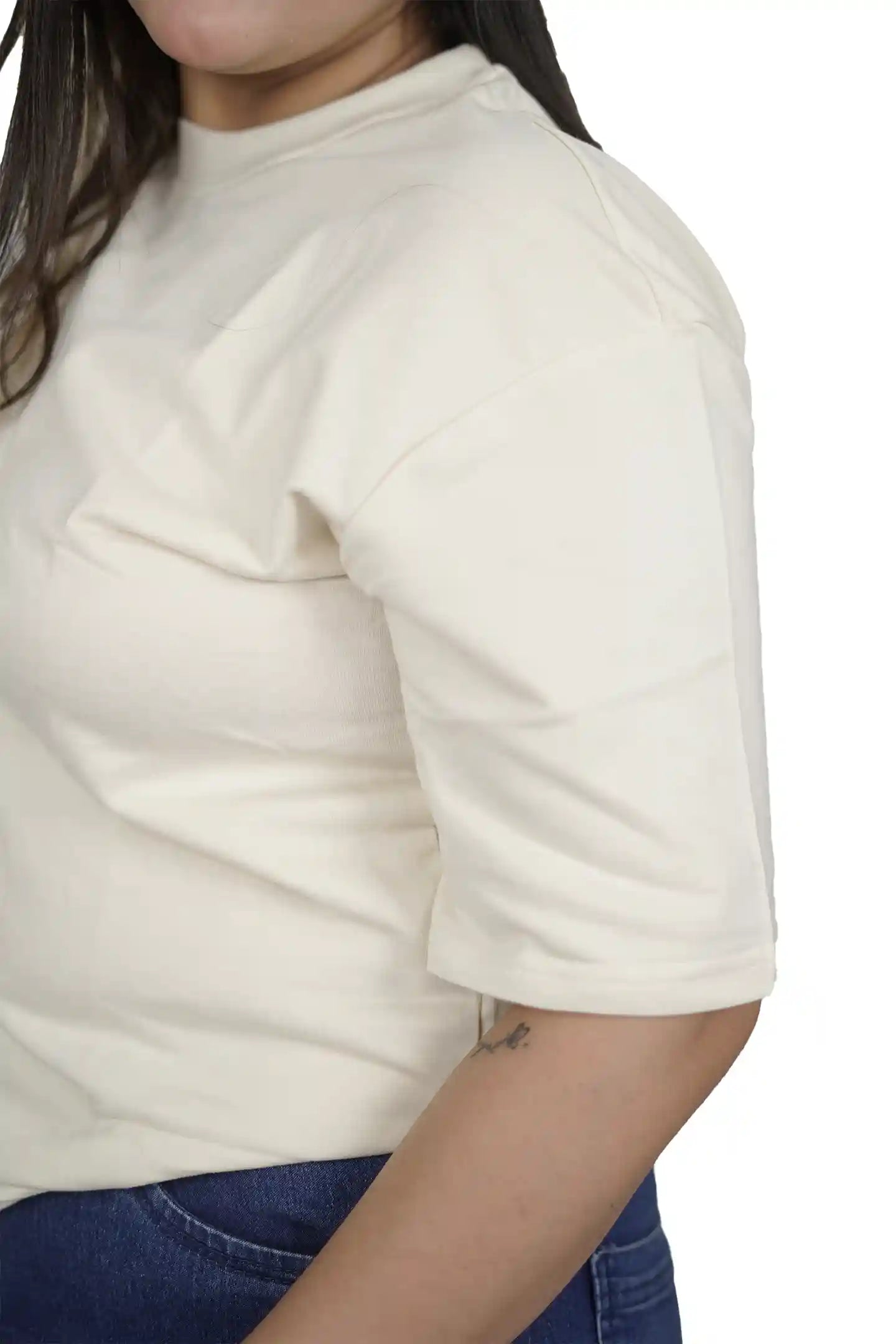 kapda kulture cream plain oversized t shirt for women close view